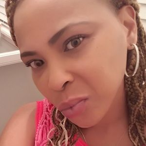 Meet your Posher, Kisha